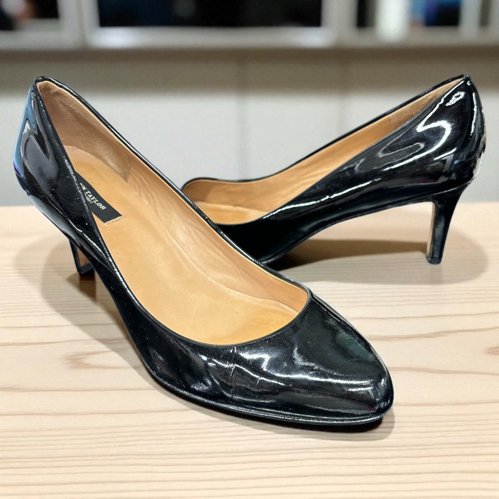 Ann Taylor Perfect Pump Almond Toe Black Patent Leather Timeless‎ Heels Size 9M